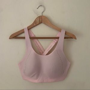 Lululemon Bra 38C Air Support Pink Comfort Yoga Criss Cross Back Adjustable NWT.